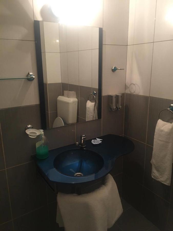 Hotel Dinastia Piteşti Dış mekan fotoğraf
